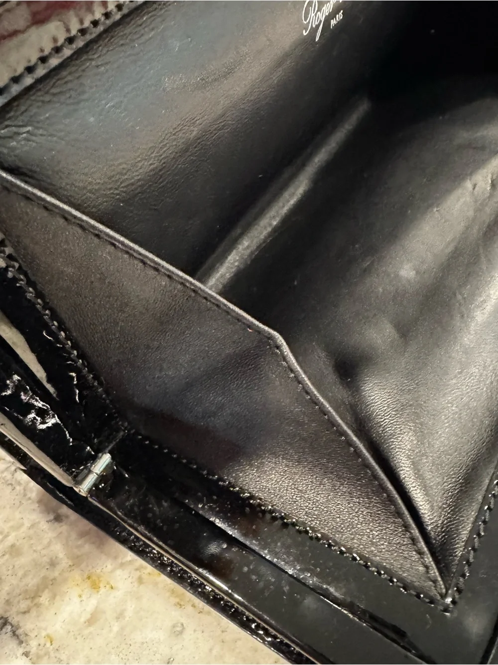 Vintage Roger Vivier Paris - Black Patent Leather Clutch Wallet